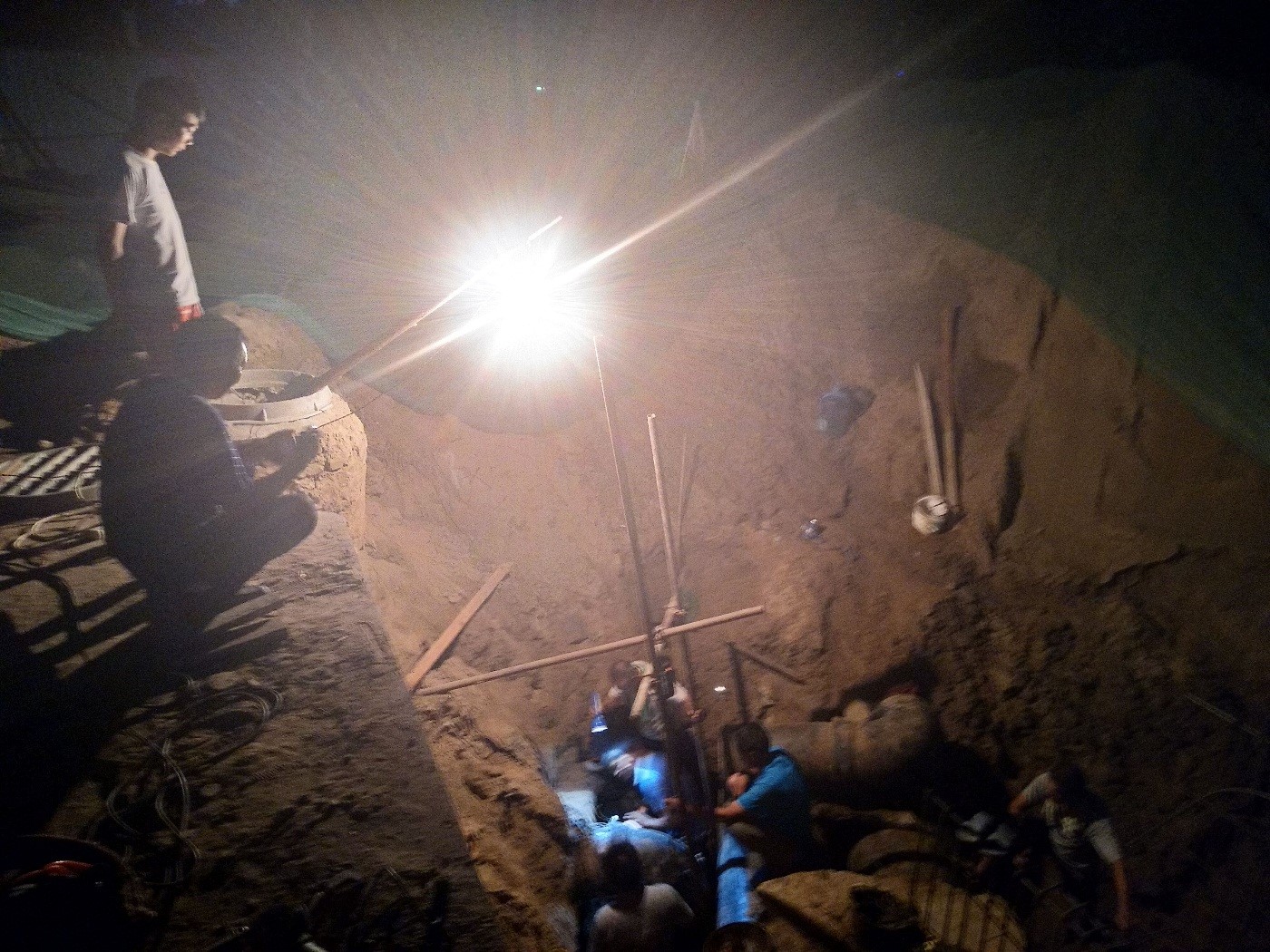 1541442972836860.jpg 2.jpg